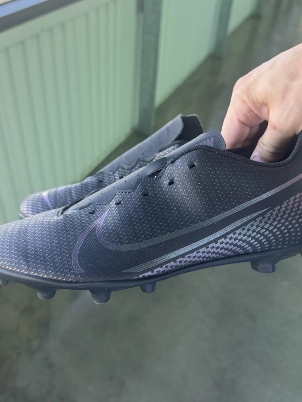 Nike Men's Mercurial Vapor 13 Club FG/MG Size 11 Soccer Cleats AT7968-010